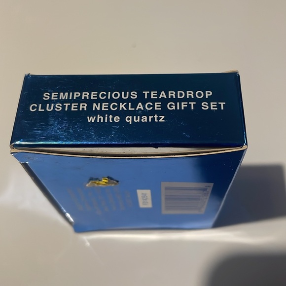 Gold Tone Necklace & Stud Earrings Set Iridescent Bead Drop Pendant Jewelry - Picture 8 of 9